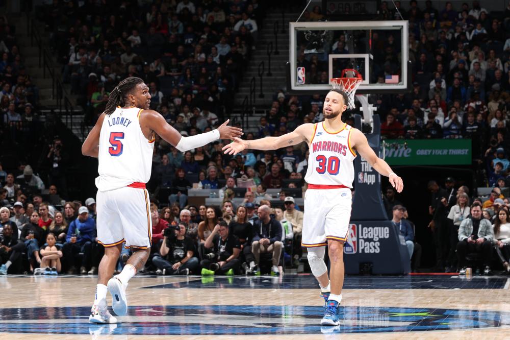 由于队内竞 由于队内竞