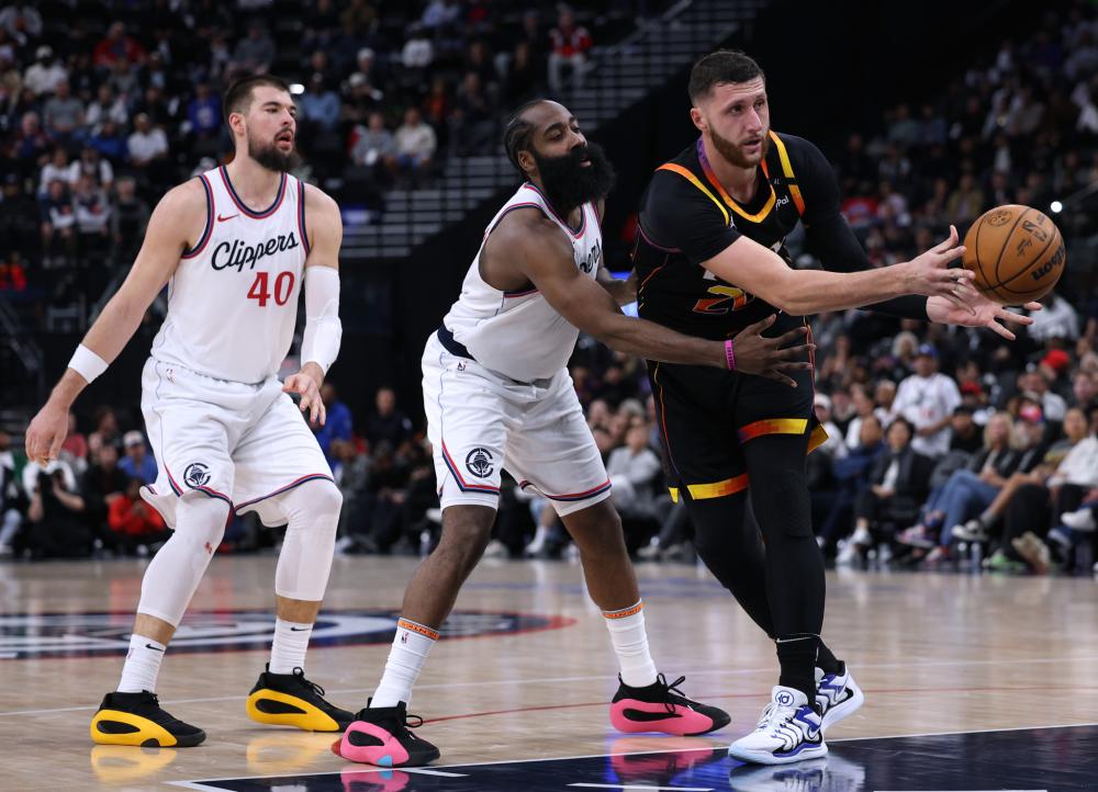 的率领下 的率领下